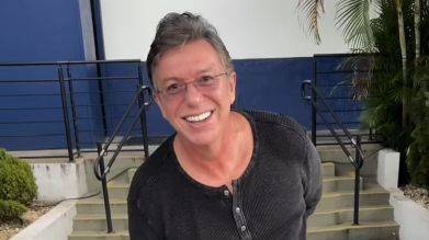 Ex-diretor do BBB, ele foi anunciado pelo canal para estar à frente do programa The Voice Brasil