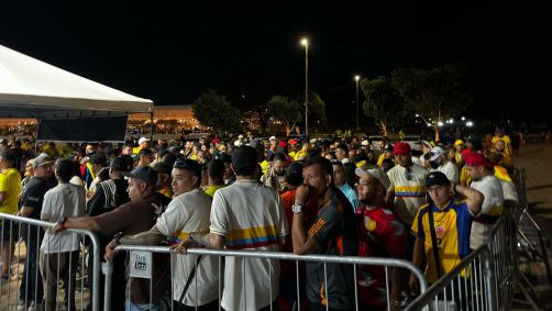 Torcida colombiana marca presença na Arena BRB Mané Garrincha