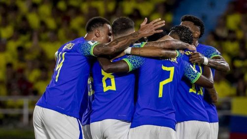 Brasil em jogo contra a Colômbia pelas Eliminatórias da Copa do Mundo