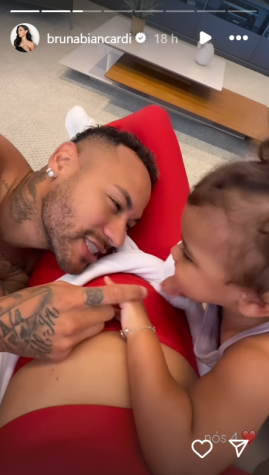 Bruna Biancardi mostra registro fofo de Neymar e Mavie na barriga dela • Instagram/ Bruna Biancardi