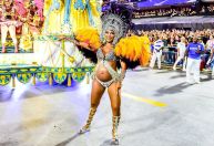 Grávida, Brunna Gonçalves celebra vitória da Beija-Flor: "Zuzu é pé quente"