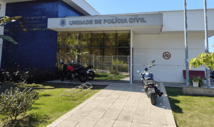 Criminosos invadem delegacia e furtam armas, coletes e munições no ES