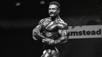Cbum no Praga Pro, torneio em que disputou na categoria Open em novembro de 2024