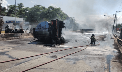 Caminhão-tanque RJ