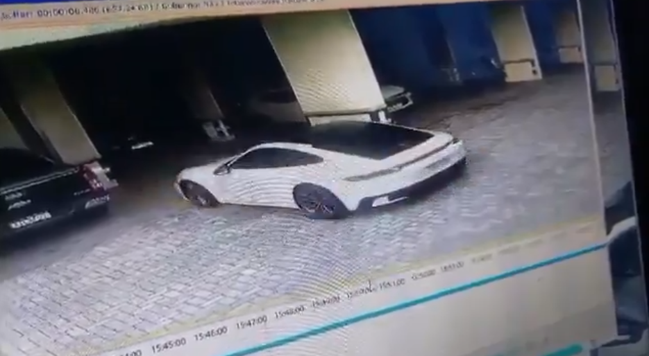 criança porsche