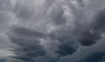 Linha de tempestades e tornados deixa ao menos 17 mortos nos EUA