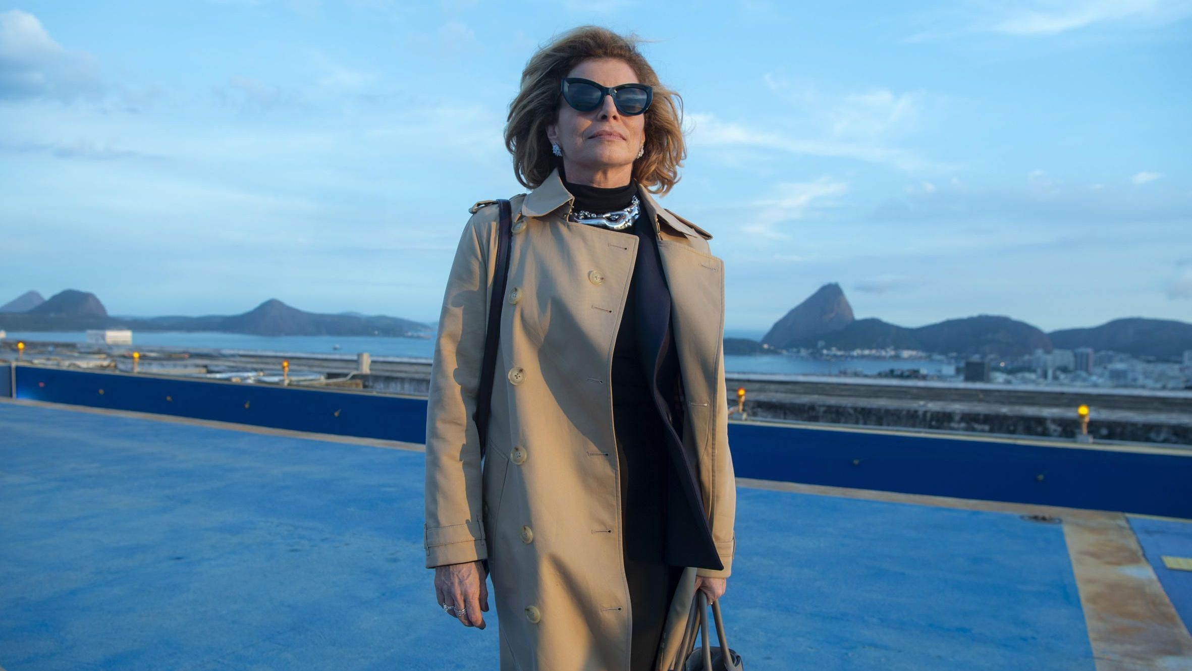 Deborah Bloch vive Odete Roitman em "Vale Tudo"