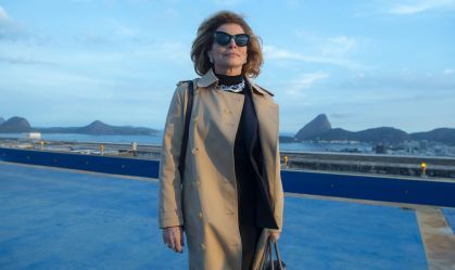 Deborah Bloch vive Odete Roitman em "Vale Tudo"