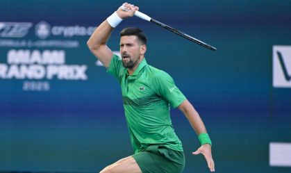 Djokovic vai à final do Miami Open e se aproxima de 100º título na ATP