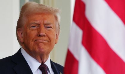Donald Trump enfrenta dilema entre tarifas e o mercado financeiro