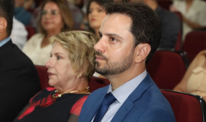 Prefeito de Mariana (MG) vai a Londres acompanhar julgamento sobre barragem