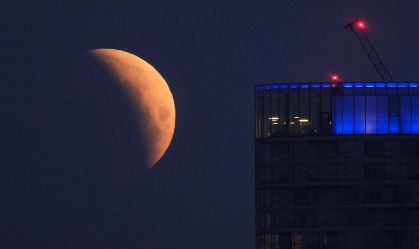 Setembro traz eclipse da Lua e chegada da primavera; veja fenômenos do mês