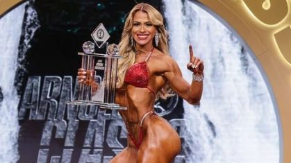 Eduarda Bezerra é campeã do Arnold Classic Ohio na categoria Wellness