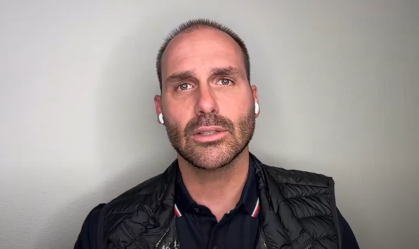 Eduardo Bolsonaro pressiona bancos nos EUA contra Moraes