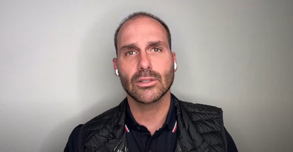 Análise: A irritação de Bolsonaro e Eduardo com Tarcísio em mensagens | CNN Brasil