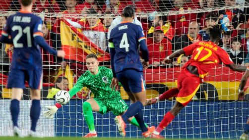 Lance de Espanha x Holanda pelas quartas de final da Nations League