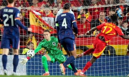 Nos pênaltis, Espanha bate Holanda e vai à semifinal da Nations League