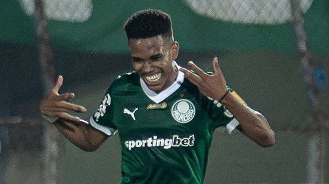 Estêvão decidiu contra o São Bernardo com golaços