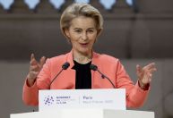 Europa deve ser rearmada urgentemente, diz Von der Leyen
