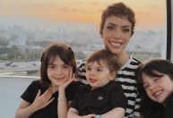 Fabiana Justus comemora passeio em família: "Sonhei em voltar"
