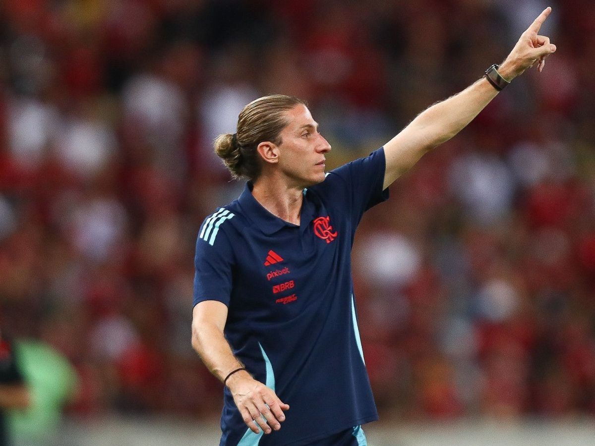 Flamengo mira atacante ideal para atuar ao lado de Pedro