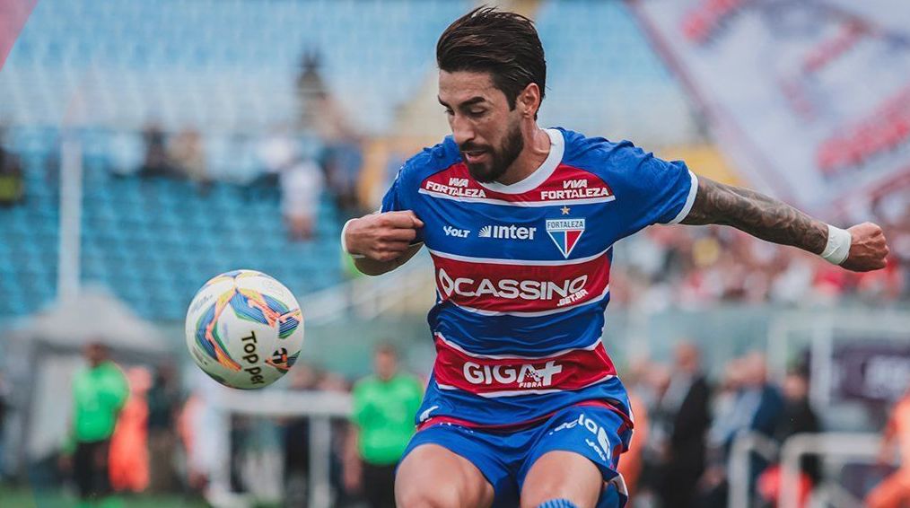 Lucero foi o autor do gol da classificação do Fortaleza
