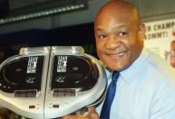 Além do boxe, George Foreman ganhou fama mundial vendendo grills