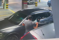 Homem é preso suspeito de envolvimento em sequestro de mulher em pet shop