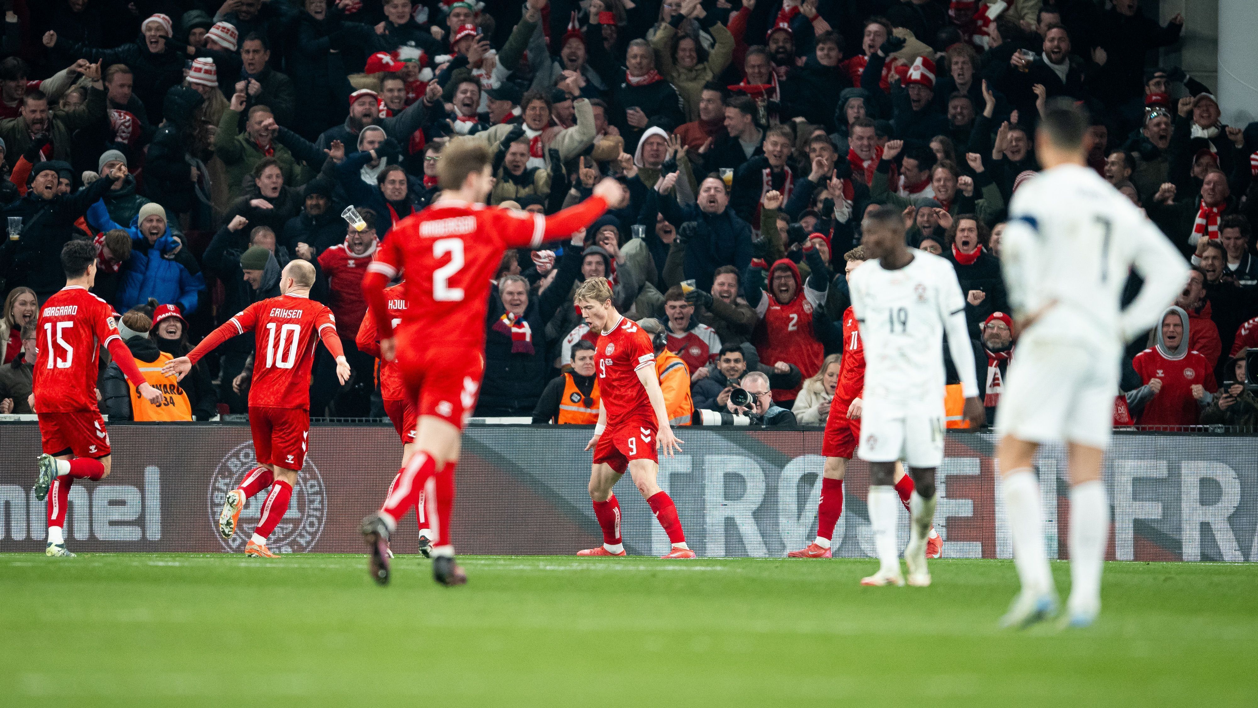Højlund comemora gol contra Portugal