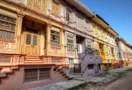 A Paris indiana: mansões centenárias revelam história única em Sidhpur