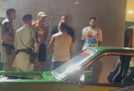 PM apreende carro em abordagem a rapper Hungria e influencer em Goiânia