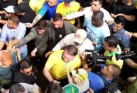 Bolsonaro chega para ato por anistia no Rio de Janeiro