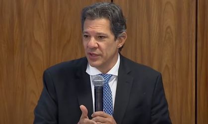 Haddad incentiva uso de consignado CLT para trocar dívidas caras