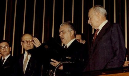 José Sarney