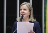PT tem reunião nesta sexta (7) para debater substituto interino de Gleisi