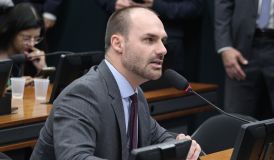 Prazo de licença de mandato de Eduardo Bolsonaro termina neste domingo (20)