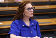 Renúncia foi vitória para defesa, diz advogado de Zambelli à CNN