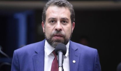 “O povo não cai mais nessa”, diz Boulos sobre ato de Bolsonaro na Paulista