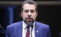 “O povo não cai mais nessa”, diz Boulos sobre ato de Bolsonaro na Paulista