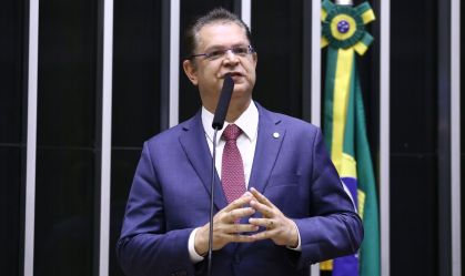 Texto final de anistia será decidido pela Câmara e Senado, diz Sóstenes
