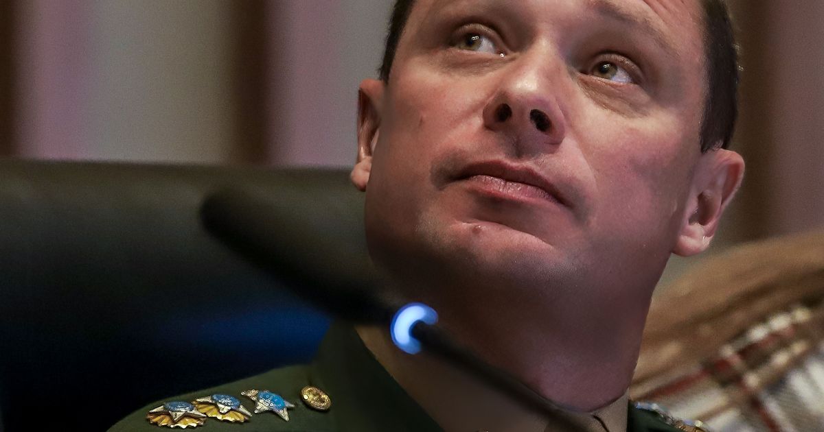 Cid entra em férias e não deve mais voltar ao Exército; entenda