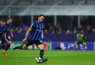Inter volta a vencer Feyenoord e avança para as quartas da Champions League