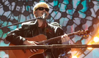 Lollapalooza: Jão pega fogo em último show antes de pausa na carreira