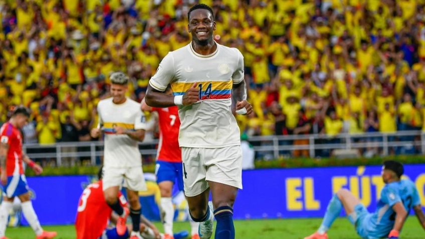 Jhon Durán pela seleção da Colômbia • Divulgação/Instagram