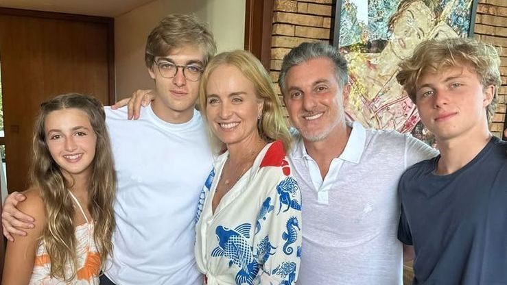 Filho de Angélica e Luciano Huck ganha bolo de aniversário ...