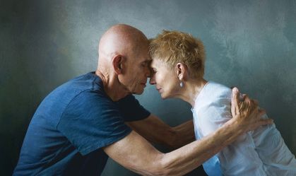 O fotógrafo Joel Meyerowitz e a artista Maggie Barrett expõem seu relacionamento no novo documentário, Two Strangers Trying Not to Kill Each Other