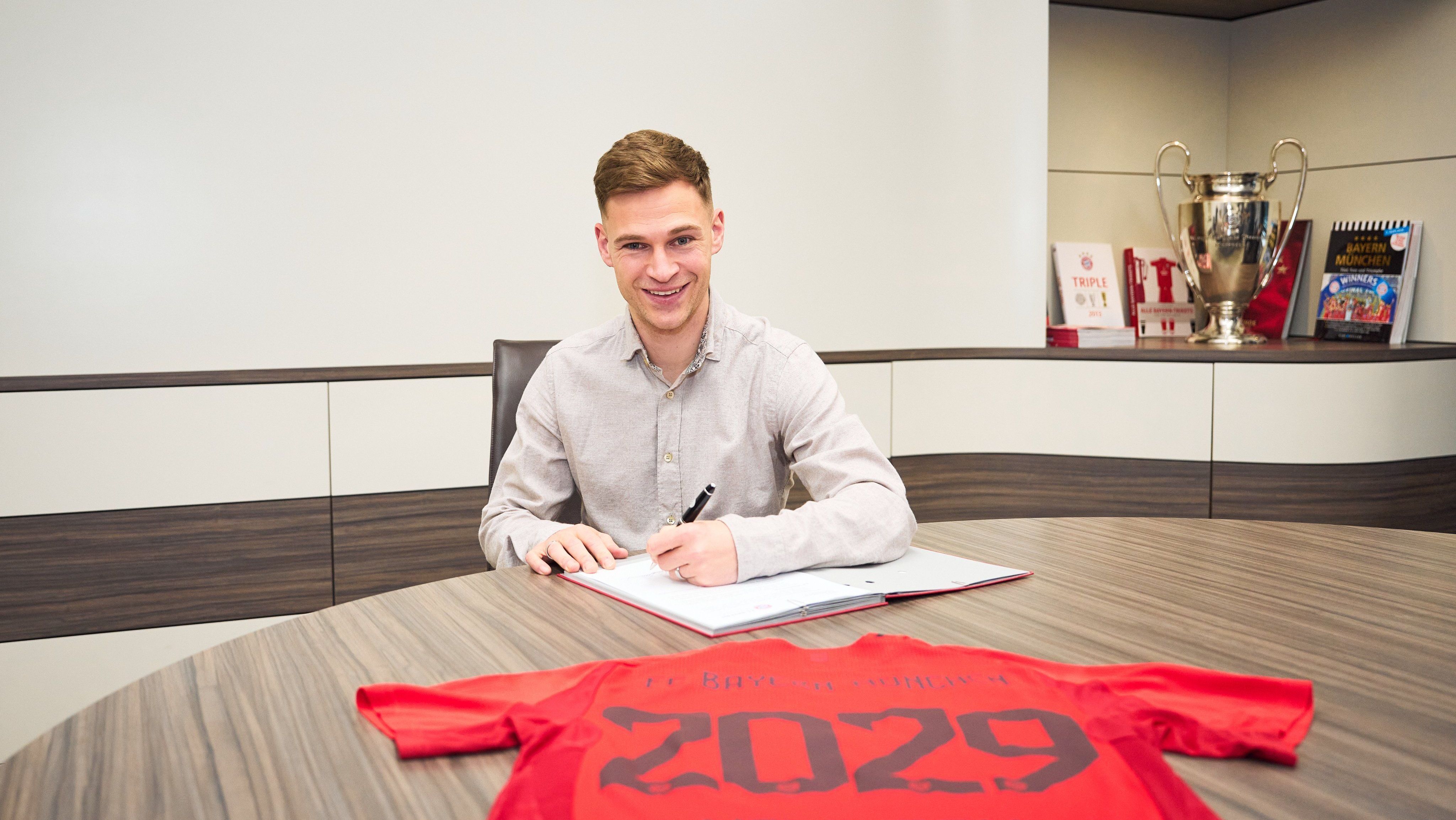 Contrato de Kimmich agora vai até 2029
