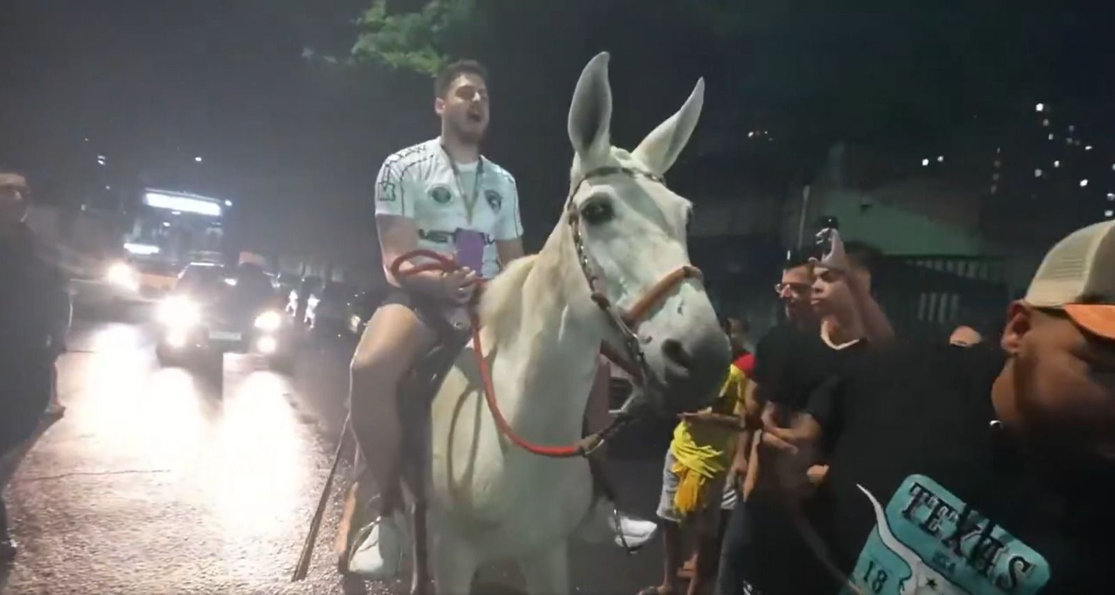 Jon Vlogs é presidente do Capim FC na Kings League Brazil