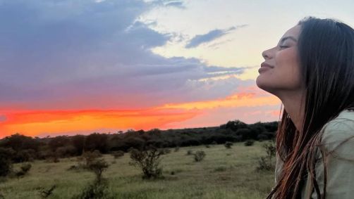 Lexa postou reflexão durante viagem à África do Sul