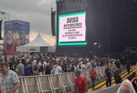 Lollapalooza retoma programação de shows após pausa por aviso meteorológico